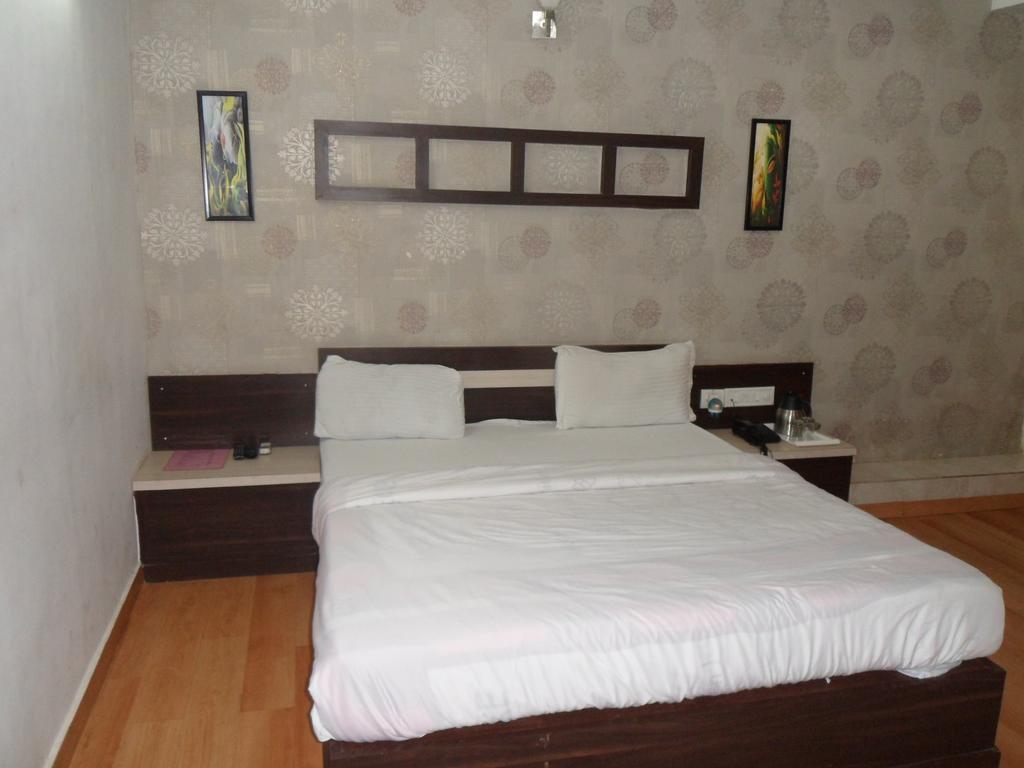 Hotel Avion Inn Ahmedabad Chambre photo
