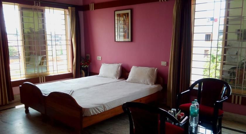 Hotel Avion Inn Ahmedabad Extérieur photo